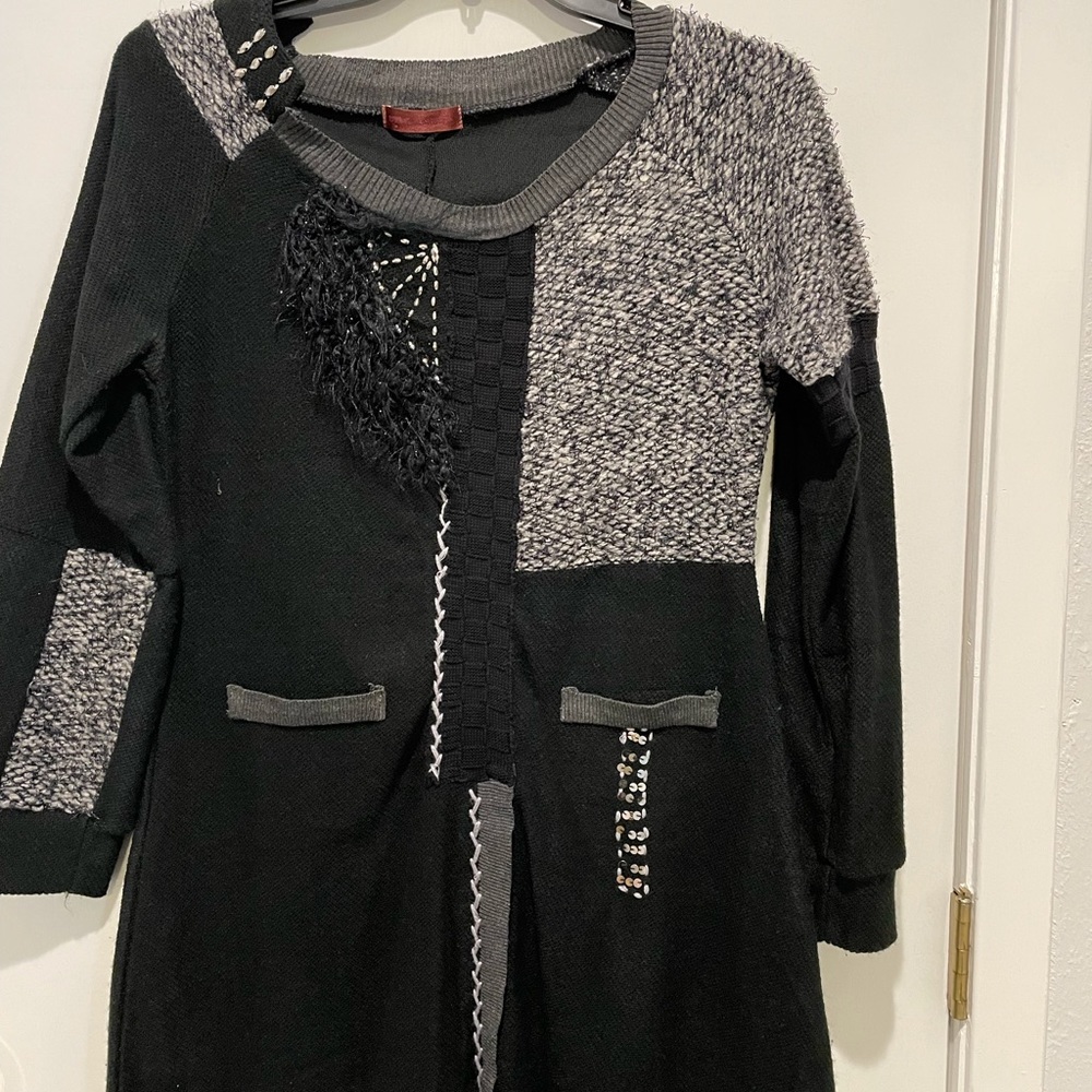 Gorgeous detailed Tunic